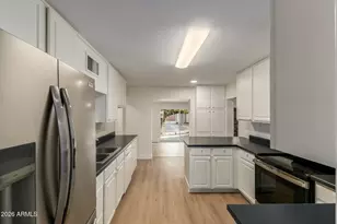 2013 W San Juan Ave NW, Phoenix, AZ 85015 - Photo 13