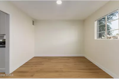 2013 W San Juan Avenue NW, Phoenix, AZ 85015 - Photo 7