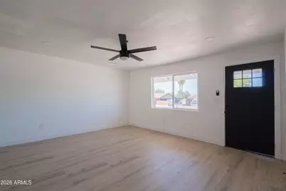 1301 W Sunland Avenue, Phoenix, AZ 85041 - Photo 7