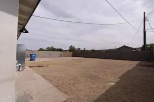 1301 W Sunland Ave, Phoenix, AZ 85041 - Photo 47