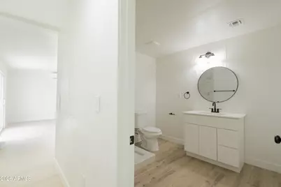 1301 W Sunland Avenue, Phoenix, AZ 85041 - Photo 37