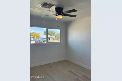 1301 W Sunland Avenue, Phoenix, AZ 85041 - Photo 17