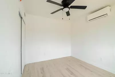 1301 W Sunland Avenue, Phoenix, AZ 85041 - Photo 23