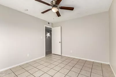 8905 N 55th Drive, Glendale, AZ 85302 - Photo 21