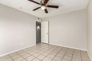 8905 N 55th Dr, Glendale, AZ 85302 - Photo 21