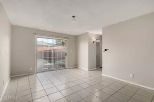 8905 N 55th Dr, Glendale, AZ 85302 - Photo 17