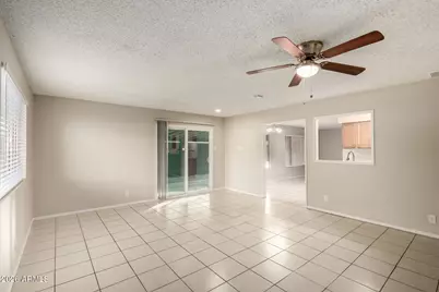 8905 N 55th Drive, Glendale, AZ 85302 - Photo 15