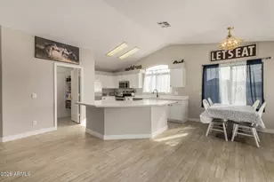 25424 S 199th Pl, Queen Creek, AZ 85142 - Photo 9