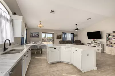 25424 S 199th Place, Queen Creek, AZ 85142 - Photo 13