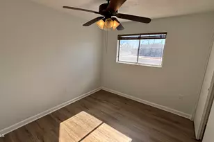 1000 W Elna Rae St, Tempe, AZ 85281 - Photo 9