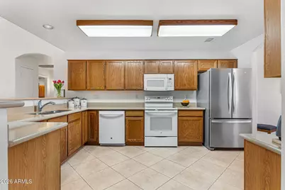 513 W Silver Creek Road, Gilbert, AZ 85233 - Photo 7