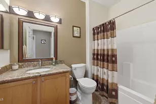 20716 N Shadow Mountain Dr, Surprise, AZ 85374 - Photo 21