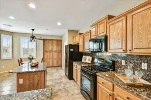 12612 W Fetlock Trail, Peoria, AZ 85383 - Photo 7