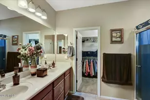 12612 W Fetlock Trail, Peoria, AZ 85383 - Photo 11