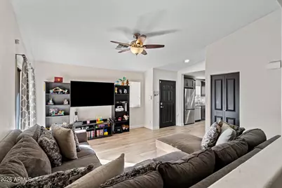 42383 W Hillman Drive, Maricopa, AZ 85138 - Photo 5