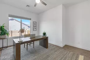 825 E Perdido Wy, Phoenix, AZ 85086 - Photo 9