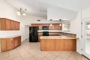 2554 E Catalina Ave, Mesa, AZ 85204 - Photo 13