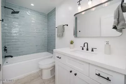 4653 E Almeria Road, Phoenix, AZ 85008 - Photo 13