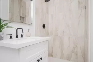 4653 E Almeria Rd, Phoenix, AZ 85008 - Photo 11