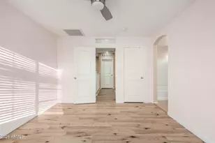 2031 N 77th Ln, Phoenix, AZ 85035 - Photo 13