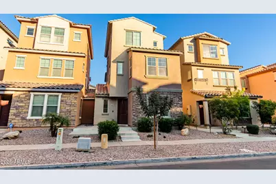 2031 N 77th Lane, Phoenix, AZ 85035 - Photo 3