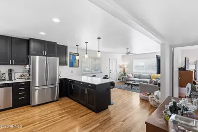 1006 E Indianola Avenue, Phoenix, AZ 85014 - Photo 23