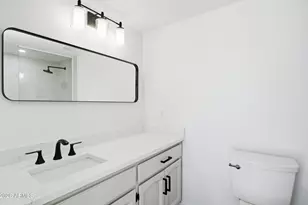 6150 N Scottsdale Rd, Paradise Valley, AZ 85253 - Photo 15