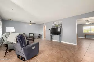 12018 N Sun Valley Dr, Sun City, AZ 85351 - Photo 11