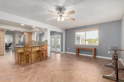 12018 N Sun Valley Drive, Sun City, AZ 85351 - Photo 15