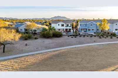 4207 S Cozy Way, Gilbert, AZ 85297 - Photo 57