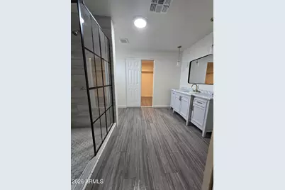 2628 N 61st Avenue, Phoenix, AZ 85035 - Photo 21