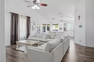 3206 S 81st Ave, Phoenix, AZ 85043 - Photo 13