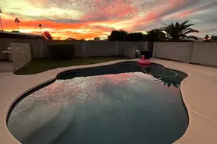 3444 E Paradise Dr, Phoenix, AZ 85028 - Photo 5