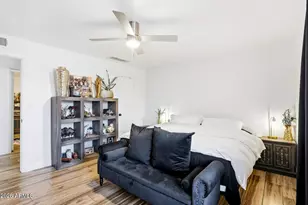 3444 E Paradise Dr, Phoenix, AZ 85028 - Photo 15