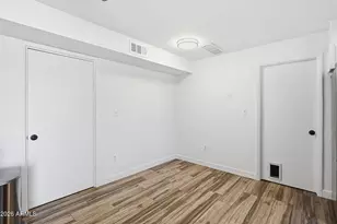 3444 E Paradise Dr, Phoenix, AZ 85028 - Photo 23