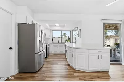 3444 E Paradise Drive, Phoenix, AZ 85028 - Photo 7