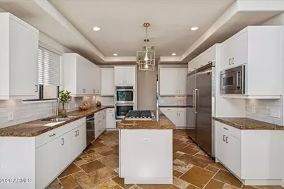 10648 E Greythorn Drive, Scottsdale, AZ 85262 - Photo 13