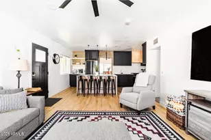 3102 N 35th St, Phoenix, AZ 85018 - Photo 3