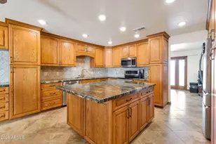 543 N Emerson St, Chandler, AZ 85225 - Photo 9