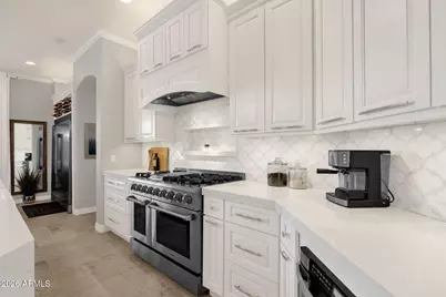 27103 N Gidiyup Trail, Phoenix, AZ 85085 - Photo 13