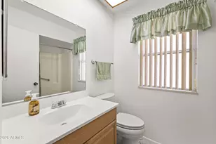 10733 W Saratoga Cir, Sun City, AZ 85351 - Photo 23