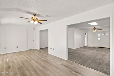 10733 W Saratoga Circle, Sun City, AZ 85351 - Photo 9