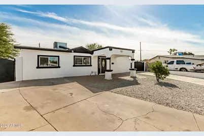 7715 W Crittenden Lane, Phoenix, AZ 85033 - Photo 3