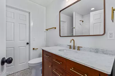 2111 S River Drive, Tempe, AZ 85282 - Photo 13