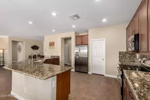 17864 W Lavender Ln, Goodyear, AZ 85338 - Photo 11