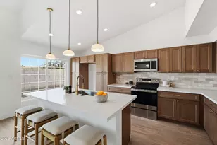 845 N Oak Ct, Chandler, AZ 85226 - Photo 17