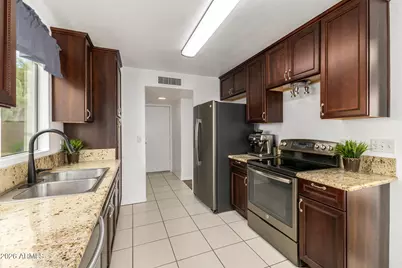 4313 E Desert Trumpet Road, Phoenix, AZ 85044 - Photo 3