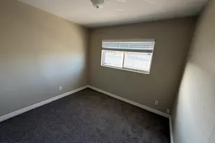 3542 E Earll Dr, Phoenix, AZ 85018 - Photo 15