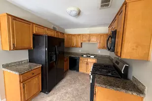 3542 E Earll Dr, Phoenix, AZ 85018 - Photo 11