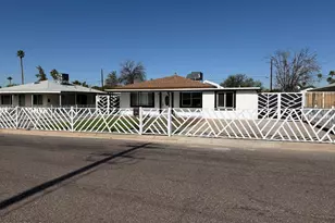 3542 E Earll Dr, Phoenix, AZ 85018 - Photo 3